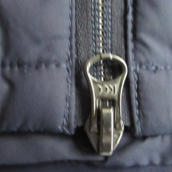 Zero Restriction Golf Vest Z625 Primaloft Navy Men's Medium Signature Bank Logo - Picture 11 of 16